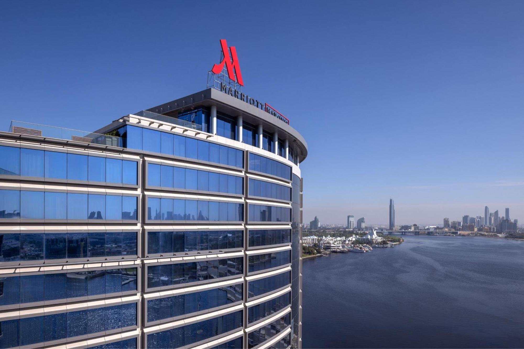 ホテル Marriott Marquis ドバイ エクステリア 写真