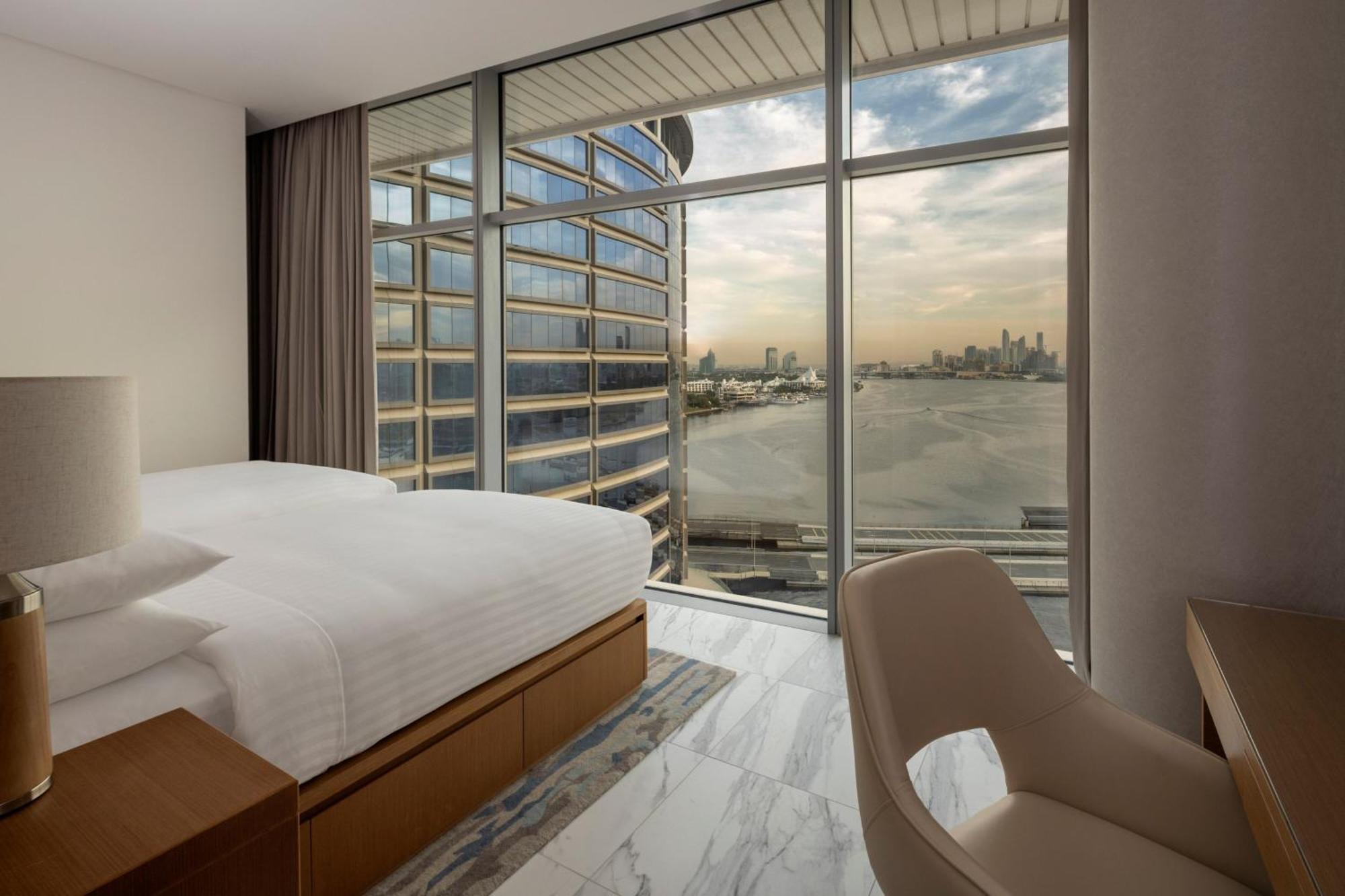 ホテル Marriott Marquis ドバイ エクステリア 写真